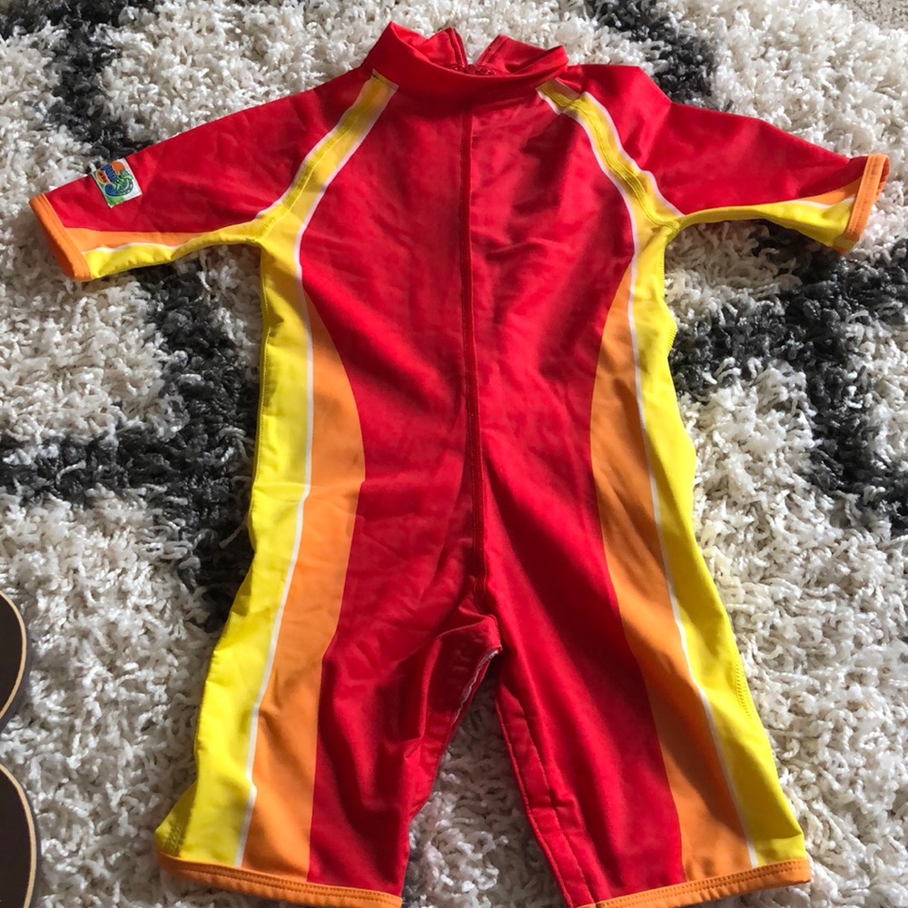 Onepiece sun protectant swimsuit